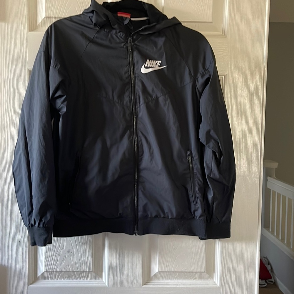 Nike boys light weight hoodie jacket